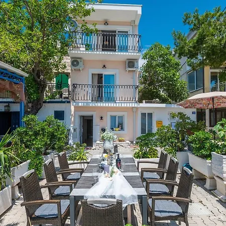 Kate Bratus, Makarska Villa Baška Voda