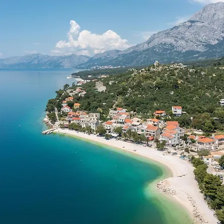 Kate Bratus, Makarska * Baška Voda